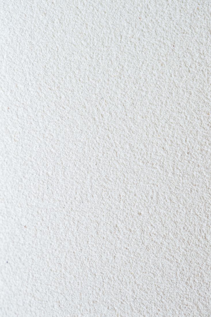 壁材で部屋の印象がすべて決まる!色柄の確認を必須に【ショールーム対決】