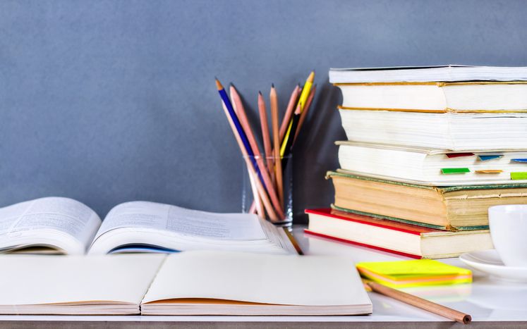 「勉強机どこにする問題」を解決!リビング?部屋?それとも?!