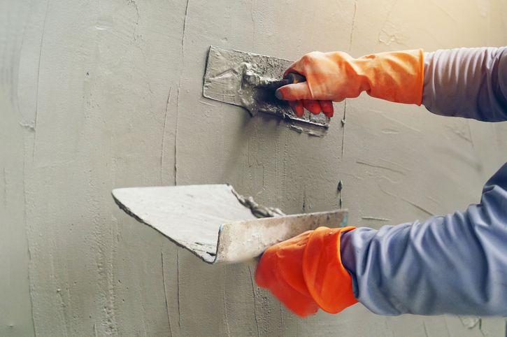 モルタルを使って床や壁のイメージを変える モルタルの塗り方とは リノベーション情報サイト Reno