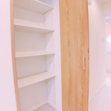 衣類やリネン類の収納に便利な洗面室収納