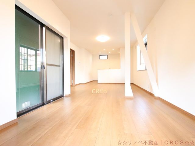 越谷市袋山戸建 LDKは広々19帖!南面に面した