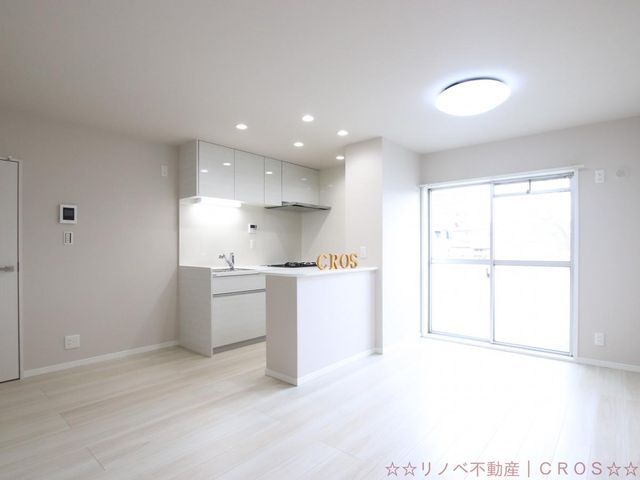 吉川駅前住宅12号棟 リビング